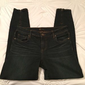 Kut from the Kloth Skinny jeans zipper detail jean